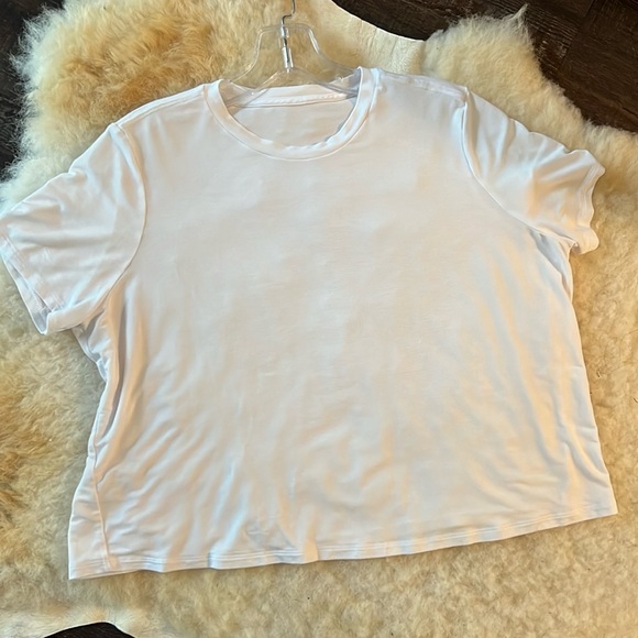 ALO cotton tee✨ - Picture 2 of 6